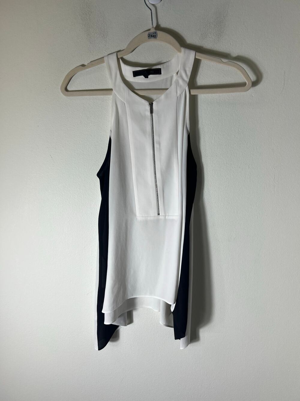 BCBG Maxazria Black White Sleeveless Trapeze Style Top Sz XS